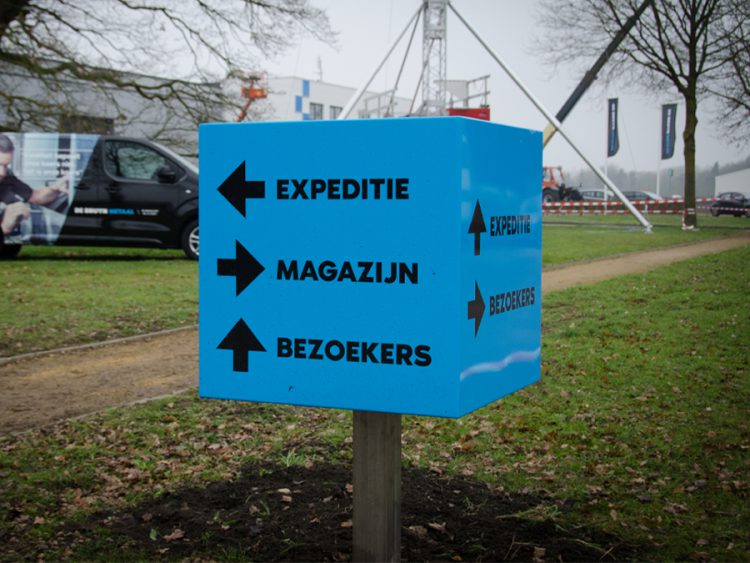 Bewegwijzering - De Bruyn Metaal