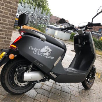 Belettering scooter