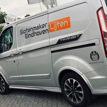 Belettering bestelbussen - Slotenmaker Lijten