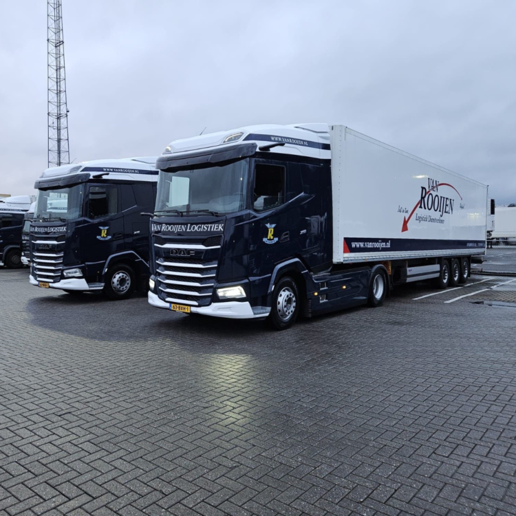 Vrachtwagenbelettering Hoofdfoto