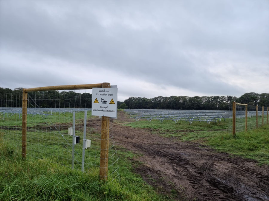 Veiligheidsbord graven